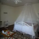 Le Tambourinet Πανσιόν